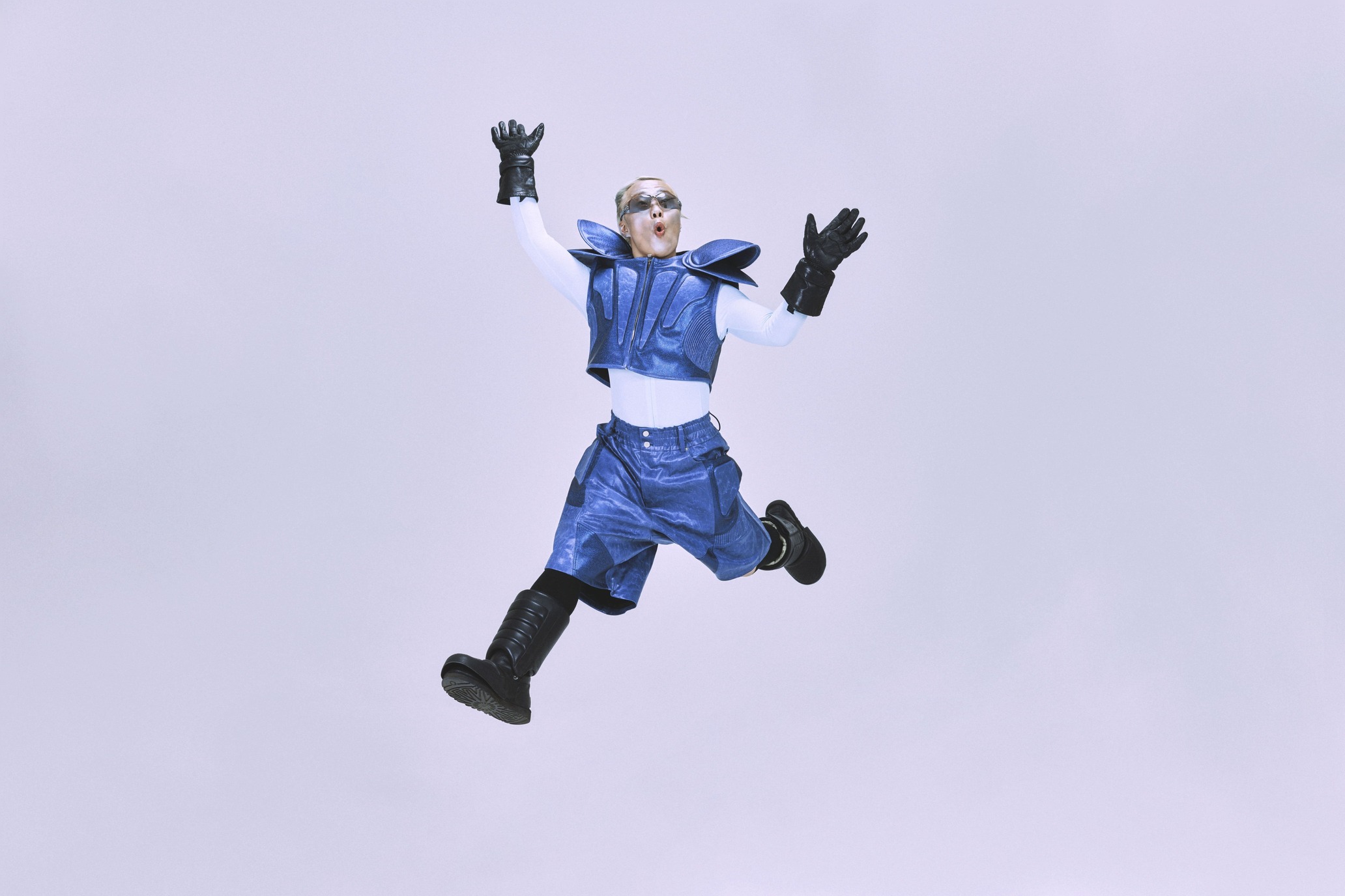 Gallery image 12-null