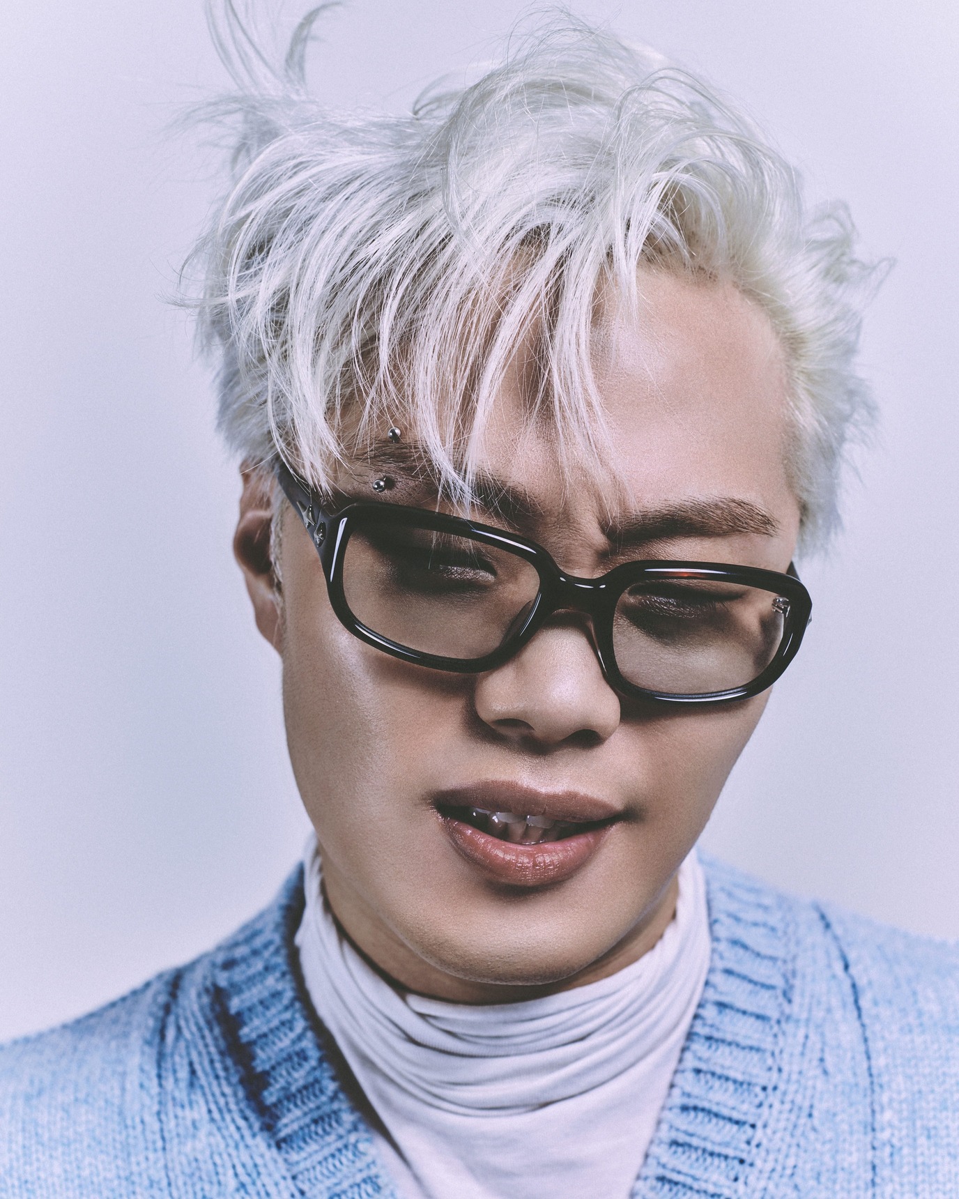 Gallery image 4-null